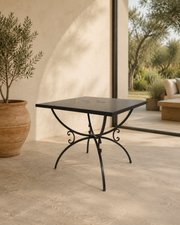 Tavolo da Giardino in Ferro Modello Grifo – Elegante e Resistente per Esterni